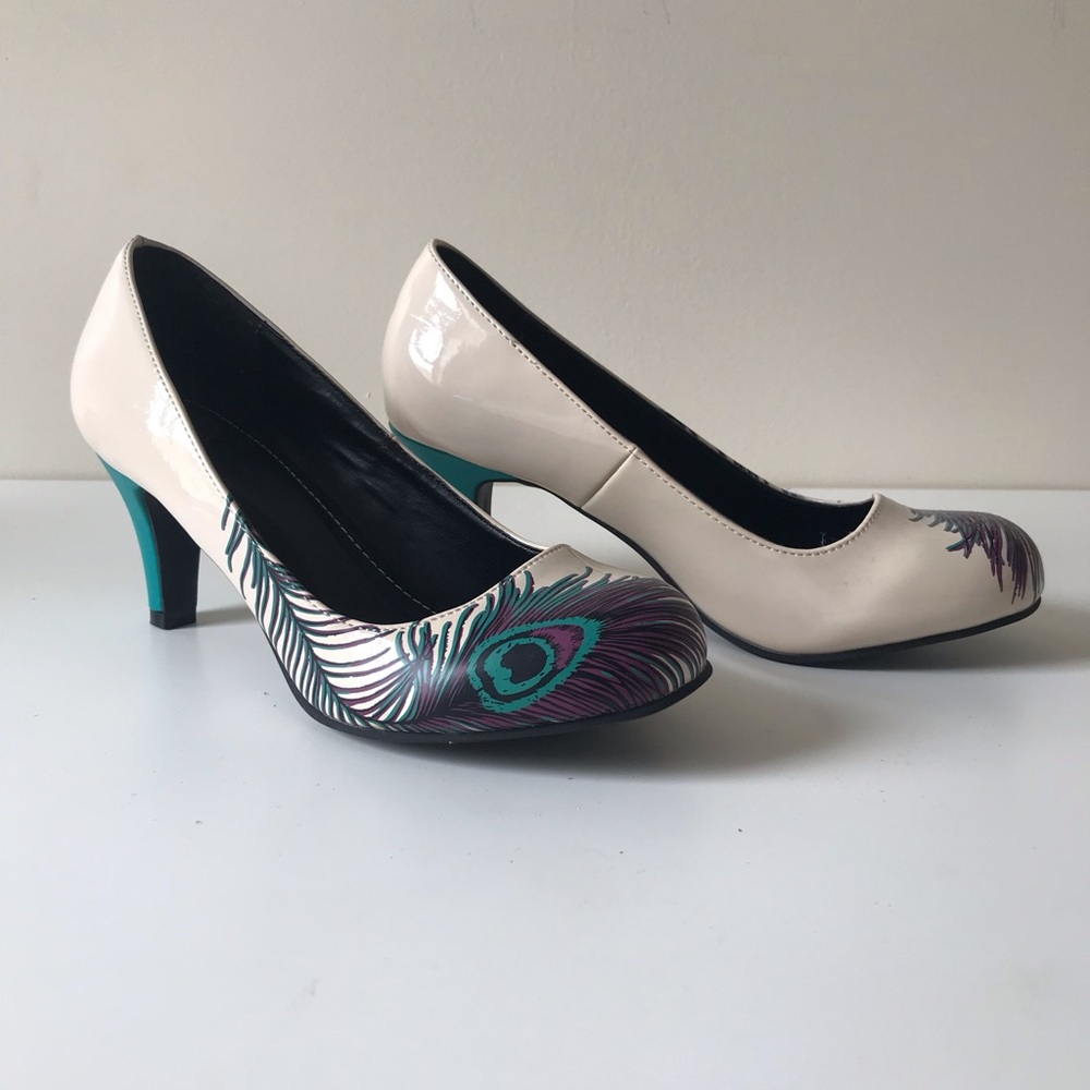 Vintage TUK Peacock Pumps